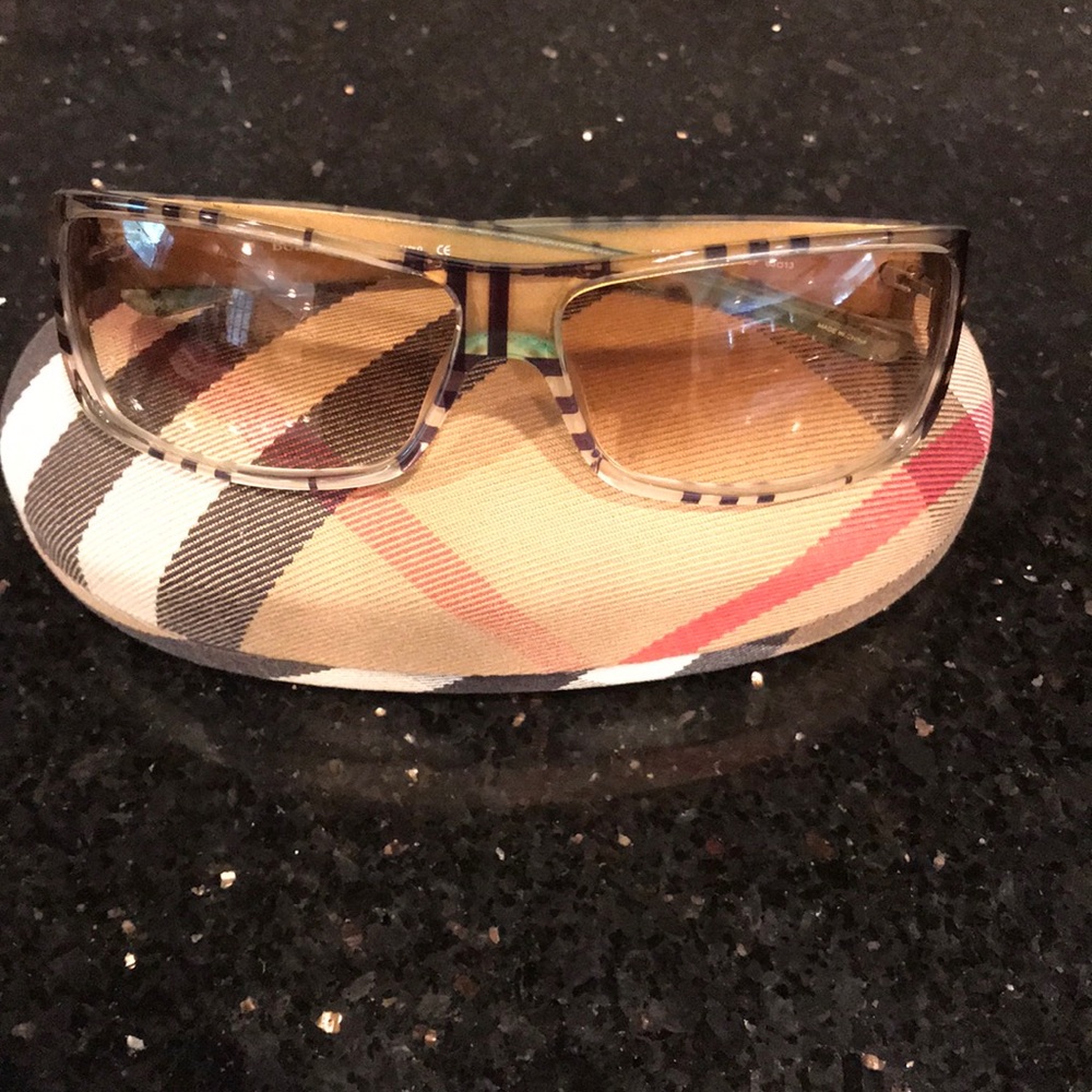 Burberry sunglasses